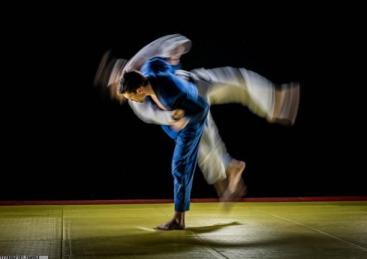 场地定期维护与检查